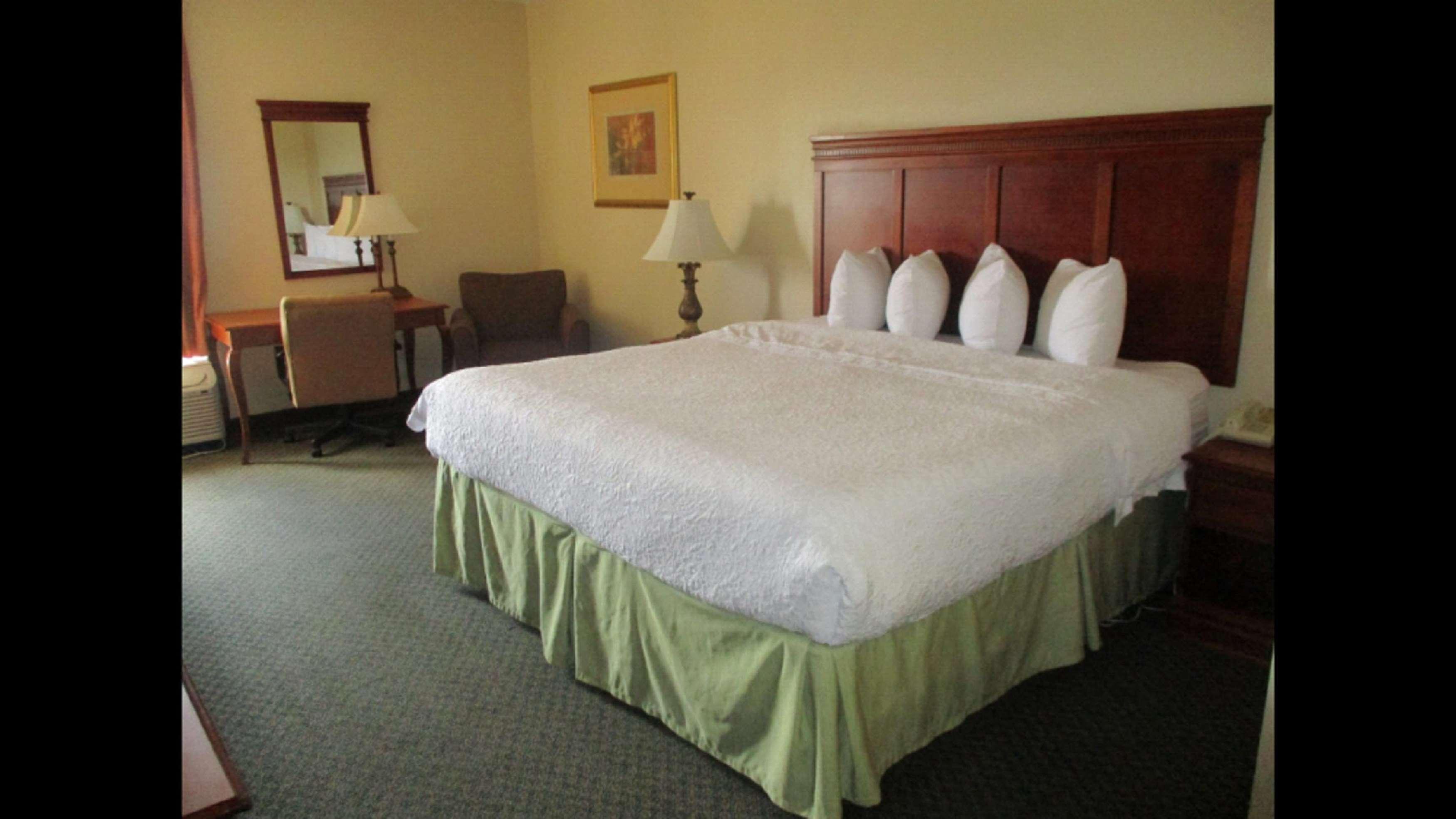 Inn Quality - Near Norman